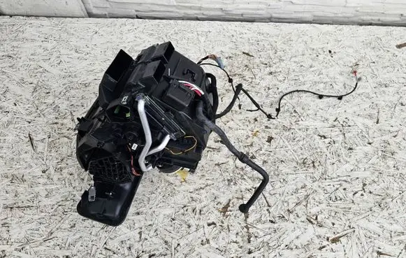 Renault Megane IV Interior heater climate box assembly 