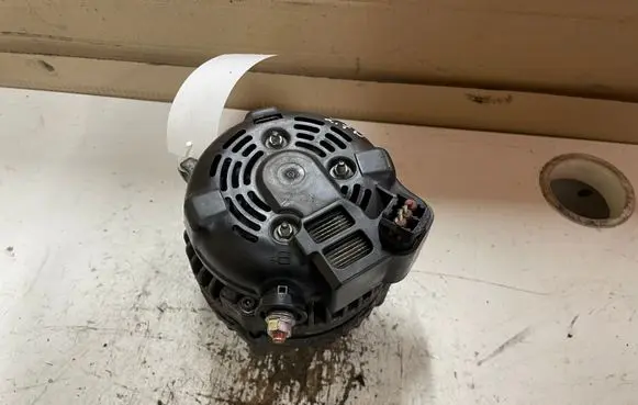 Jaguar S-Type Generator/alternator 4R8310300AB 1042103720