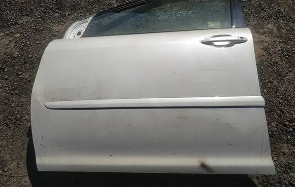 Lexus RX 300 Front door baltos