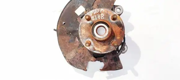 Mazda 2 Front wheel hub