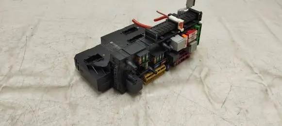 Mercedes-Benz E W212 Fuse box set A2129003822