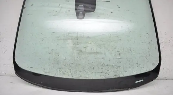 Volvo XC60 Front windscreen/windshield window 