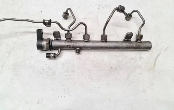 Fuel main line pipe