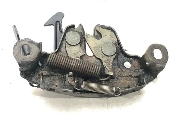 Nissan Altima Engine bonnet/hood lock/catch