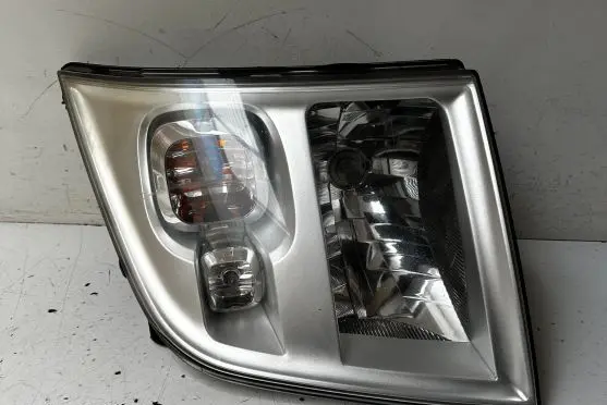 Ford Transit Headlight/headlamp 6C1113W030DG 01010299901010