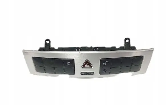 Mercedes-Benz C W203 Hazard light switch 2038702510