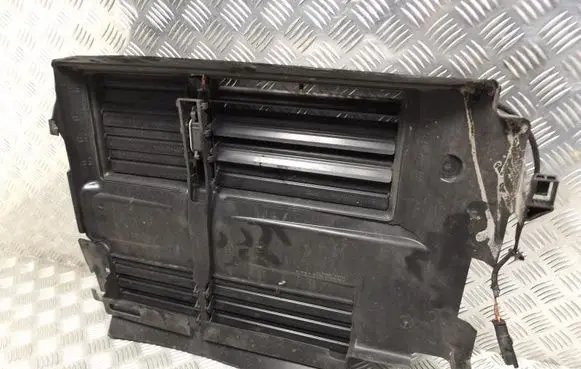 Ford Focus Intercooler air channel guide F1EB-8314-AB
