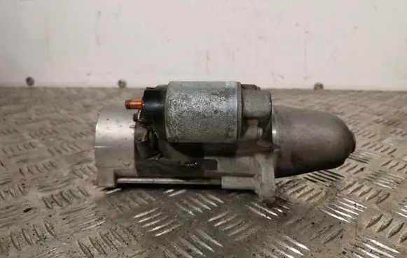 Subaru Forester SJ Starter motor 23300AA621