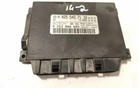 Mercedes-Benz E W211 Parking PDC control unit/module A0255457132 39E00351 0263004025