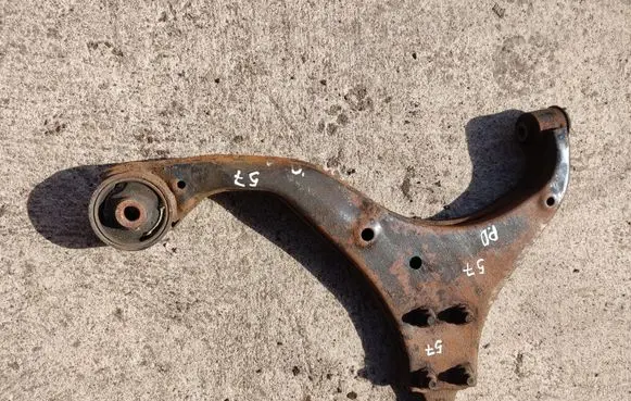 Hyundai Tucson JM Front lower control arm/wishbone