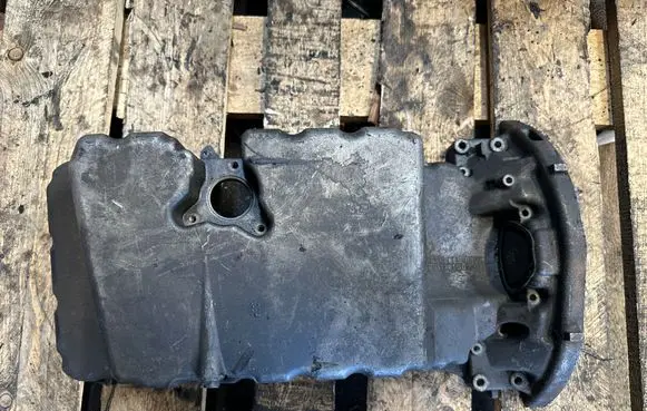 Mercedes-Benz Vito Viano W638 Oil sump R6110140202