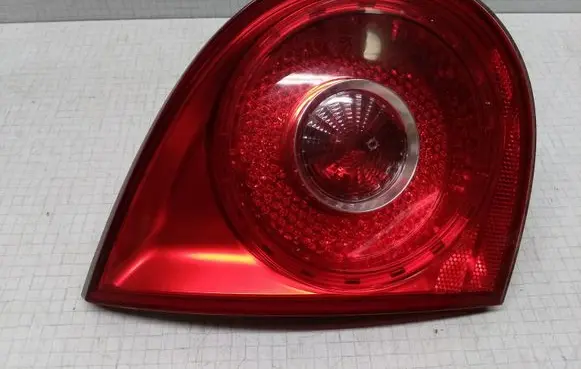 Volkswagen Golf V Tailgate rear/tail lights 1K6945093E