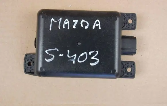 Mazda CX-3 Blind spot module D24H67Y80E