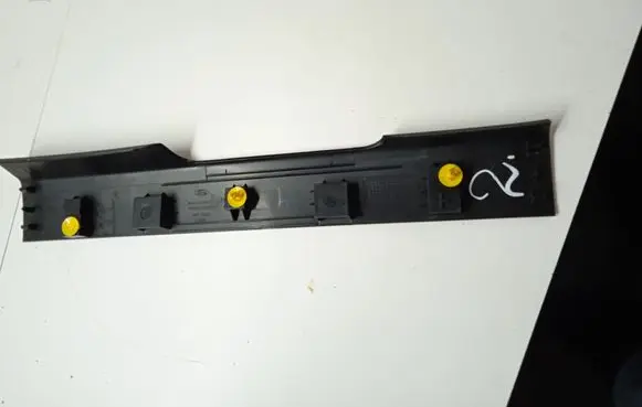 Ford Mondeo MK IV Front sill trim cover 6M21U3201