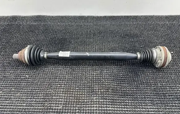 Audi TT TTS Mk2 Front driveshaft 8J0407762F