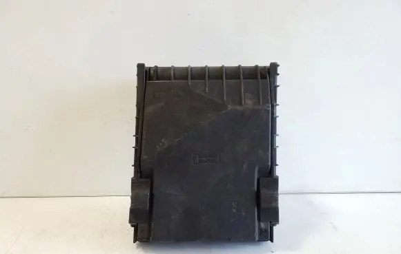 Volkswagen PASSAT B6 Fuse box cover 1K0937132F