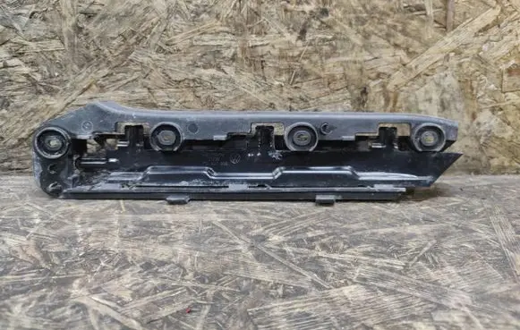 Volkswagen Touran I Front bumper mounting bracket 1TO807050