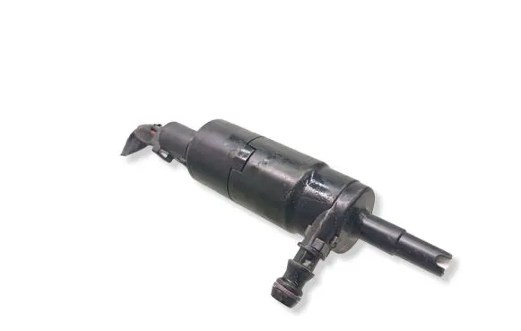BMW 3 E90 E91 Headlight washer pump 8377430