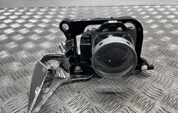 Mercedes-Benz E W212 Front fog light 74944500 1747529 16055322