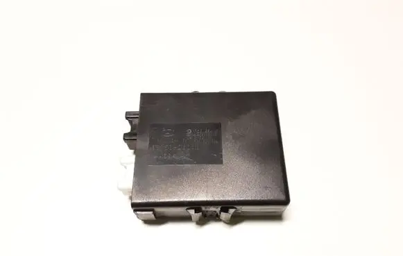 Hyundai Santa Fe Window wiper relay 9875026000 139103010