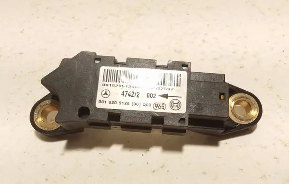 Mercedes-Benz S W220 Airbag deployment crash/impact sensor 0018209126 474202002
