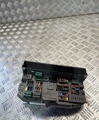 BMW X5 E70 Fuse module 693169003
