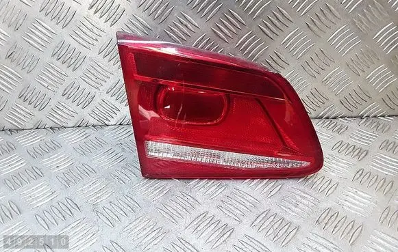 Volkswagen PASSAT B7 Tailgate rear/tail lights 3AE945093K