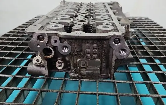 Land Rover Evoque I Engine head PBG4D36090AC IMPRK1556996