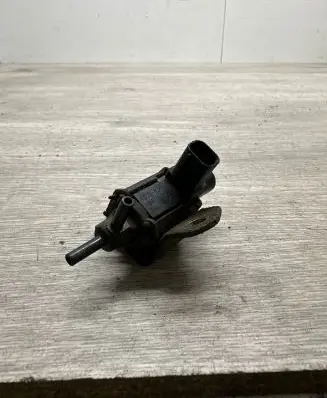 Valve vacuum