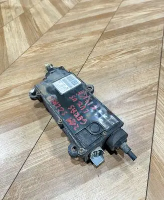 Mercedes-Benz S W221 Hand brake control module A2214302249 A2014302249 10220101334