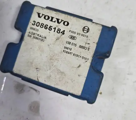 Volvo S40, V40 Immobilizer control unit/module 30865184 F005V00074 30865185