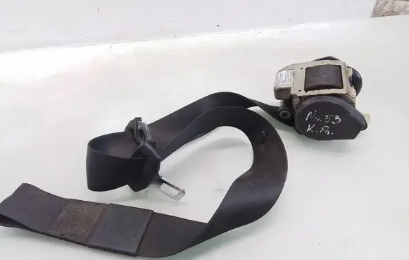 Audi A3 S3 8L Front seatbelt