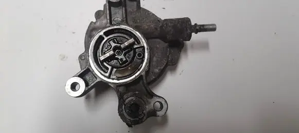 Ford Focus C-MAX Vacuum pump