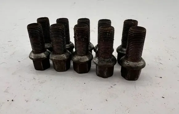 Audi A6 S6 C6 4F Nuts/bolts 