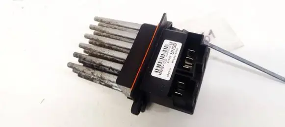 Chrysler 300 - 300C Heater blower motor/fan resistor 05061587AA F011500010