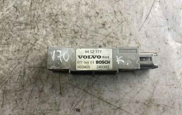 Volvo V70 Airbag deployment crash/impact sensor 9452777 003405 240302