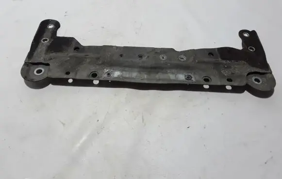 Renault Kangoo II Front subframe 8200880148
