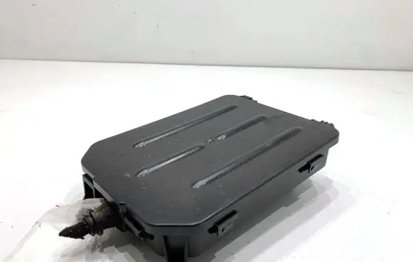 Audi A4 S4 B7 8E 8H Central body control module 8E0959433CD