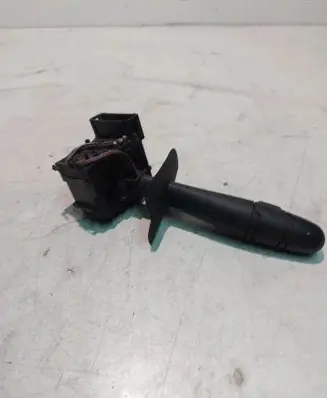 Renault Laguna II Indicator stalk SD301 02043