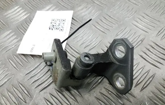 Volkswagen Golf Plus Rear door upper hinge 1K9833401F
