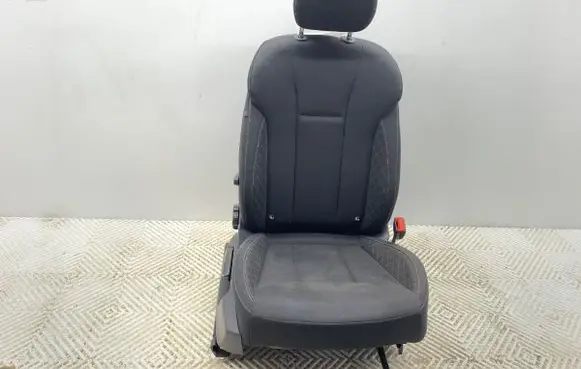 Skoda Kamiq Front passenger seat 