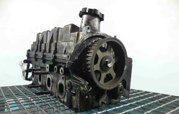 Toyota Avensis T220 Engine head 1CD IMPRK1314637