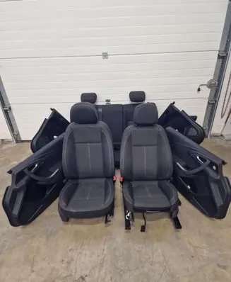 Seat set