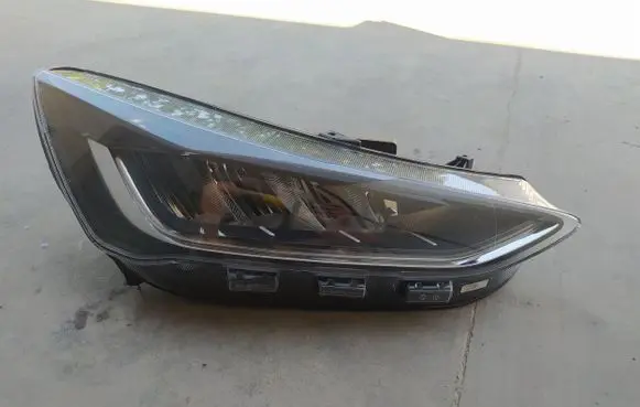 Ford Focus Headlight/headlamp NX7B-13E014-CD