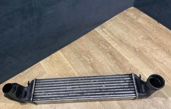 BMW 3 E92 E93 Intercooler radiator 7786351 1754100 68021426