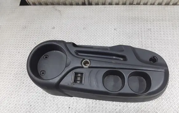Mitsubishi Grandis Center console MN151922ZZ