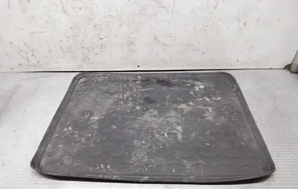 Trunk/boot mat liner