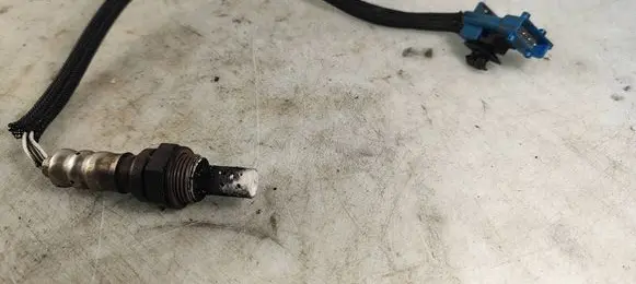 Peugeot 308 Lambda probe sensor V754896180
