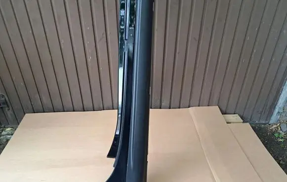 Maserati Ghibli Sill