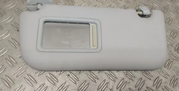 Toyota Prius (XW50) Sun visor